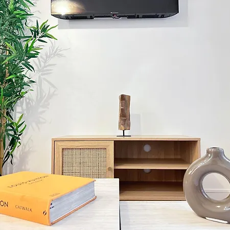 Brand New Flat Near Eiffel Tower