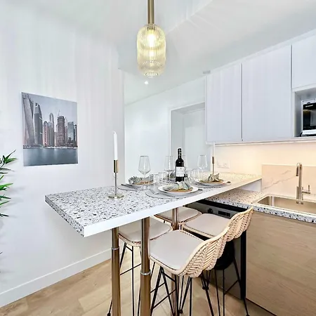 Brand New Flat Near Eiffel Tower Appartement Parijs