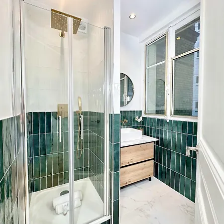 Brand New Flat Near Eiffel Tower