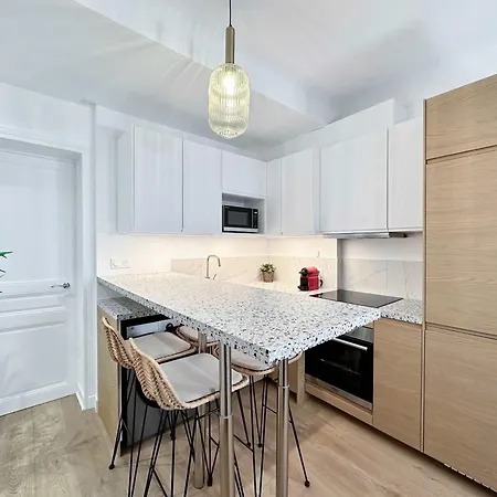 Brand New Flat Near Eiffel Tower 公寓