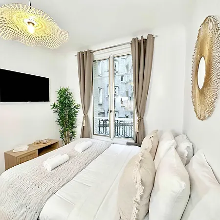 Brand New Flat Near Eiffel Tower 巴黎